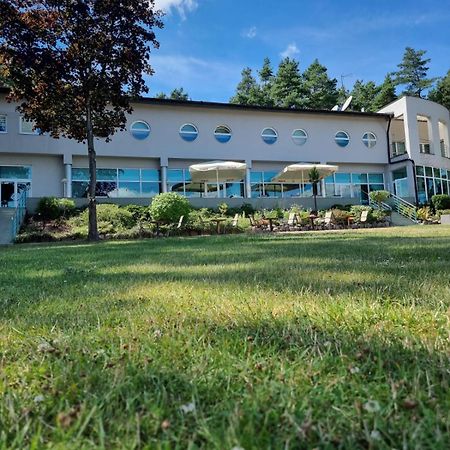 Hotel Mikorzyn Slesin  Luaran gambar