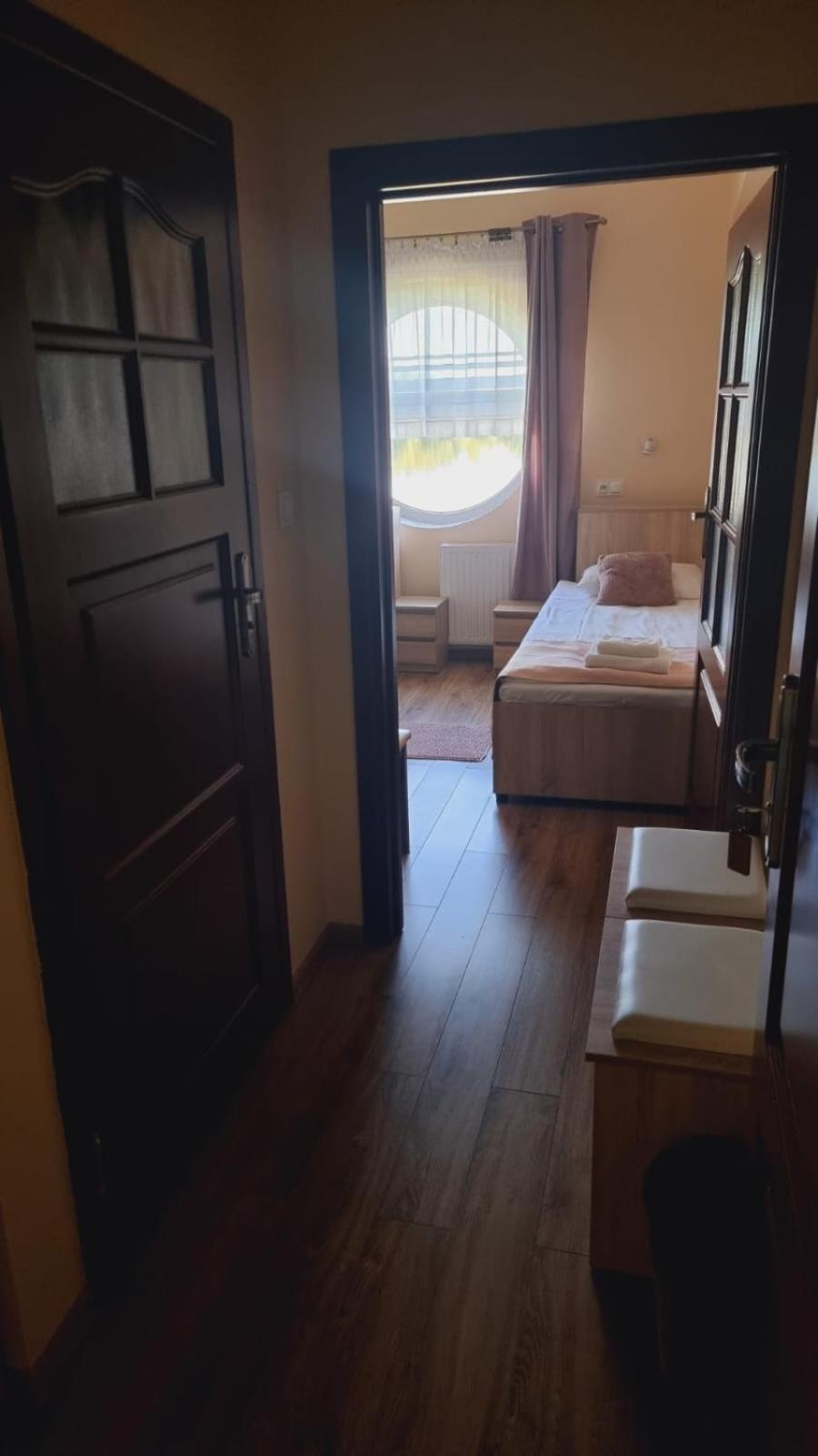 Hotel Mikorzyn Slesin  Luaran gambar